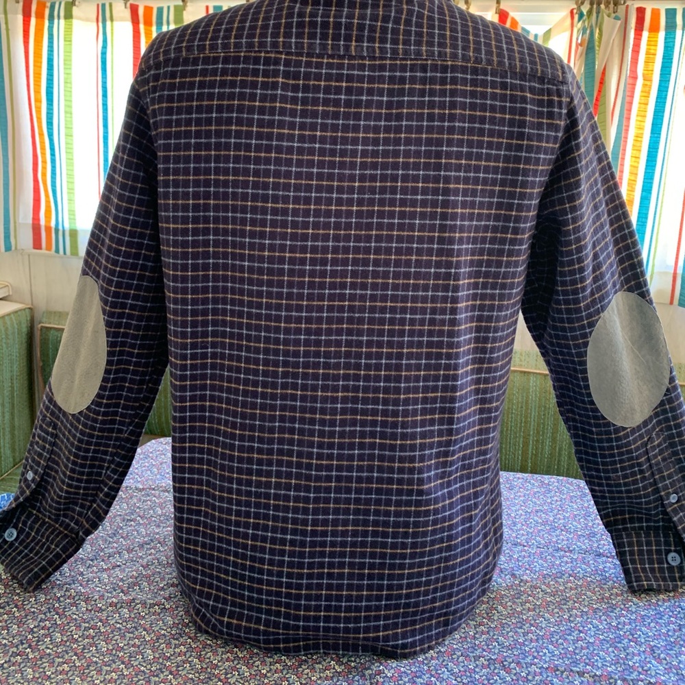 Flannel - Picture 6 of 8